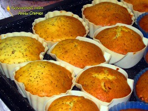 Кекс с изюмом
