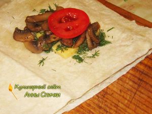 Готовим закуску из лаваша с сыром и грибами Готовим закуску из лаваша с сыром и грибами