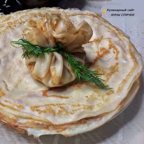 Тонкие блинчики с грибами и сыром