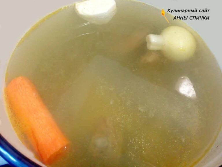 Рецепт супа с домашней лапшой на курином бульоне