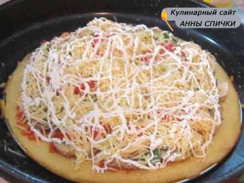 Добавляем сыр и майонез