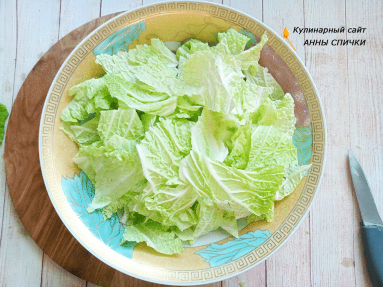 Как приготовить домашний цезарь с курицей и пекинской капустой