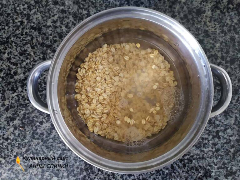 Заливаем водой и варим